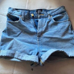 Mom light wash high waisted shorts